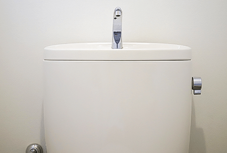 トイレタンクの水漏れの原因と対処方法や結露と床の関係について:イメージ