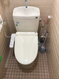 20190515_013 便器交換 福岡県糟屋郡志免町:施工実績