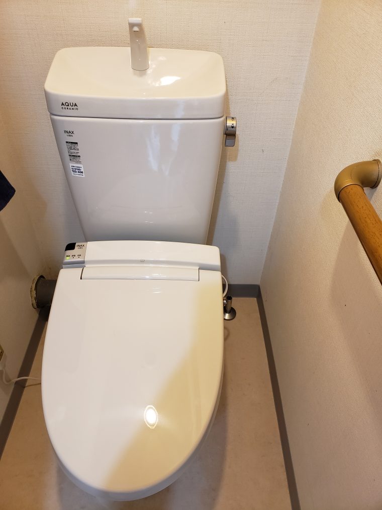 20190701_009 便器交換・クッションフロア張替え・床一部補修 東京都江戸川区:施工実績