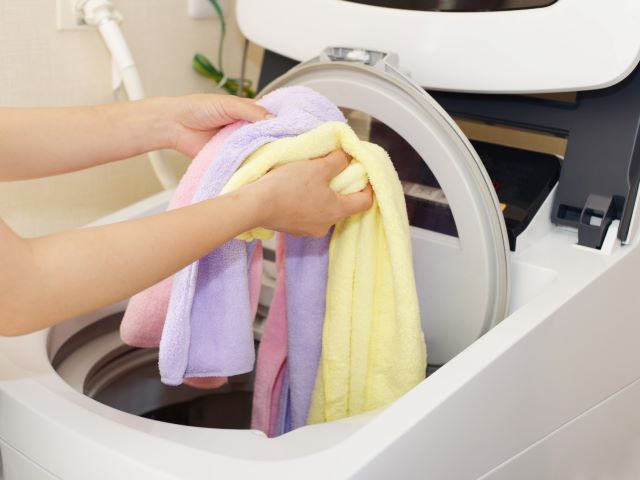 洗濯機の排水口を掃除する方法は？汚れ・つまりの原因～予防策まで解説:イメージ