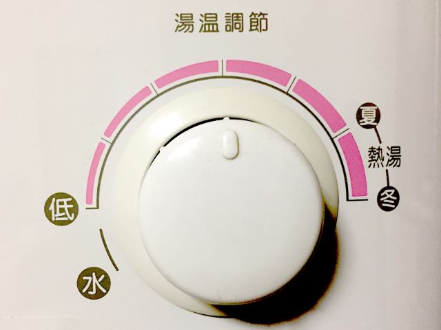 瞬間湯沸かし器の取付方法｜給湯器との違いや相場費用も解説:イメージ