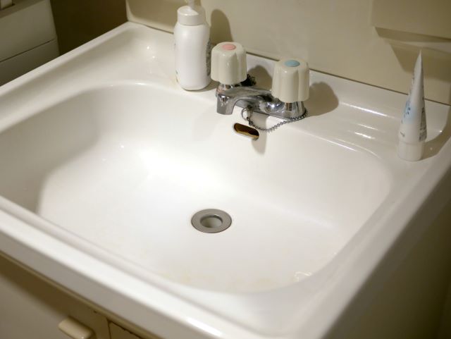 洗面所のにおいは何が原因となって起こるの？対処法や予防法も紹介:イメージ