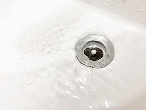 お風呂の排水溝がドロドロなのはなぜ？原因と対処法をご紹介:イメージ