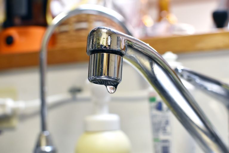 急に水道代が上がったときは水漏れかも？減免申請や漏水調査の方法:イメージ