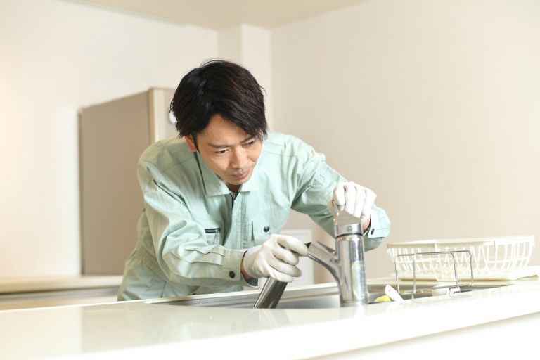 蛇口が空回りして閉まらない！水の止め方と修理にかかる費用相場:イメージ
