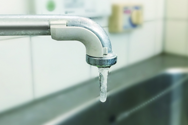 冬の水道トラブルは「マイナス4度」から増える｜凍結の仕組みと予防・対処法:イメージ