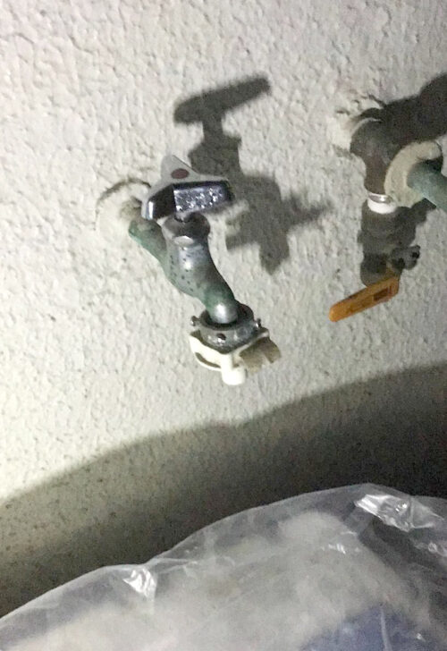 洗濯蛇口交換作業:施工事例before写真