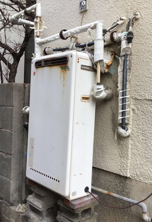 給湯器交換:施工事例before写真